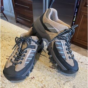 Sorel hiking shoes